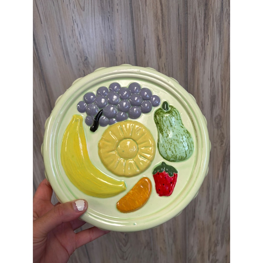 Vintage Ceramic Fruit Mold Wall Hanging Retro Kitchen Decor Green 8.5 Inch